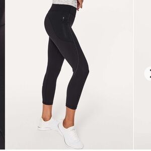 Lululemon Athletica Extra Mile Crop Black Leggings 8